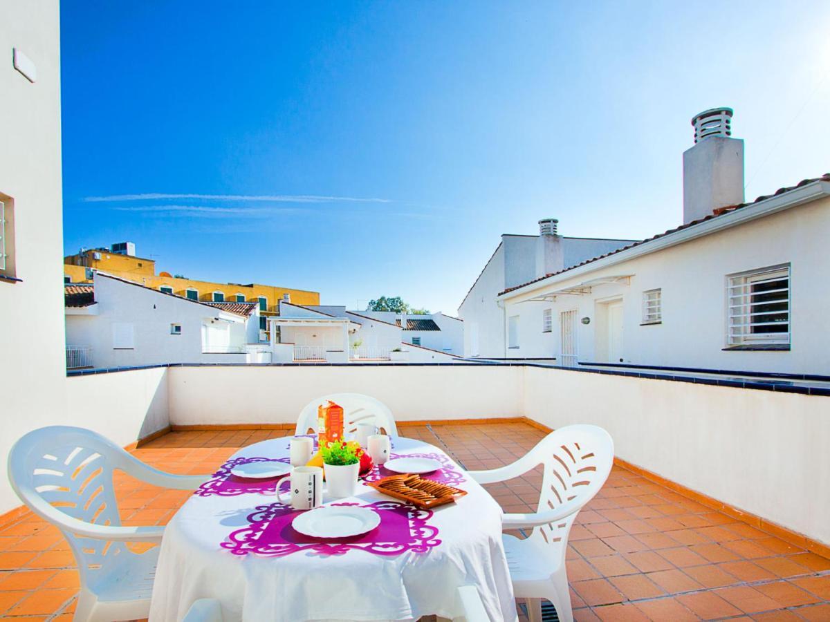 Apartment Platja De Roses-6 By Interhome Kültér fotó